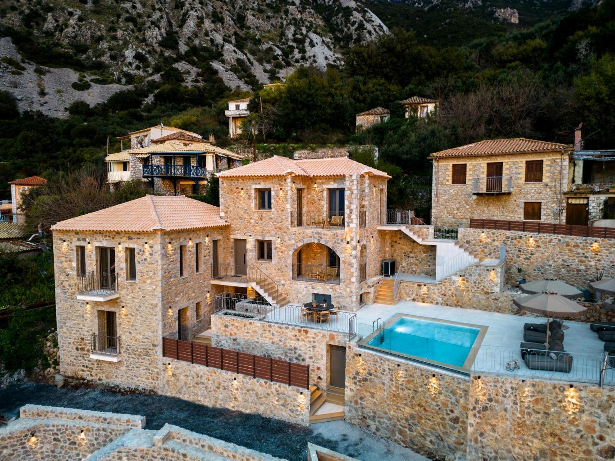 Orithyia Prime Living Villa Kalamata Exterior photo
